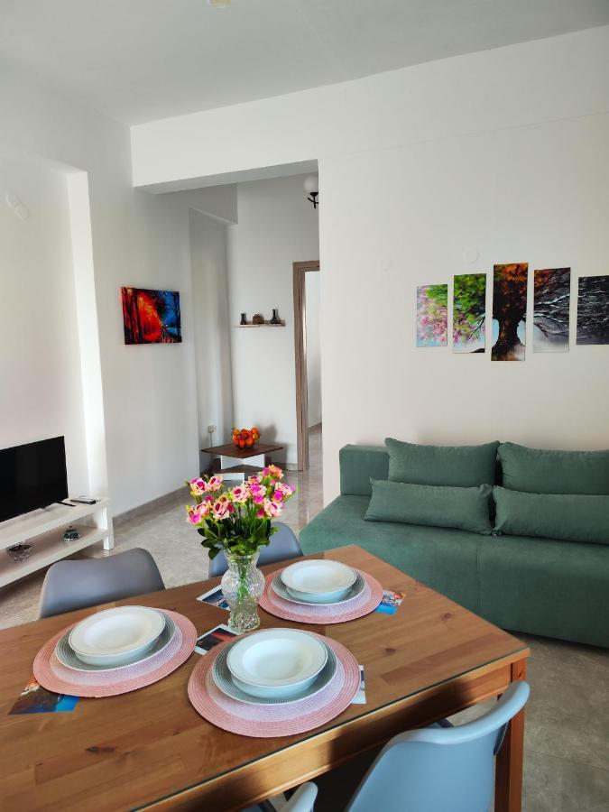 פריסה Oasis Apartments מראה חיצוני תמונה