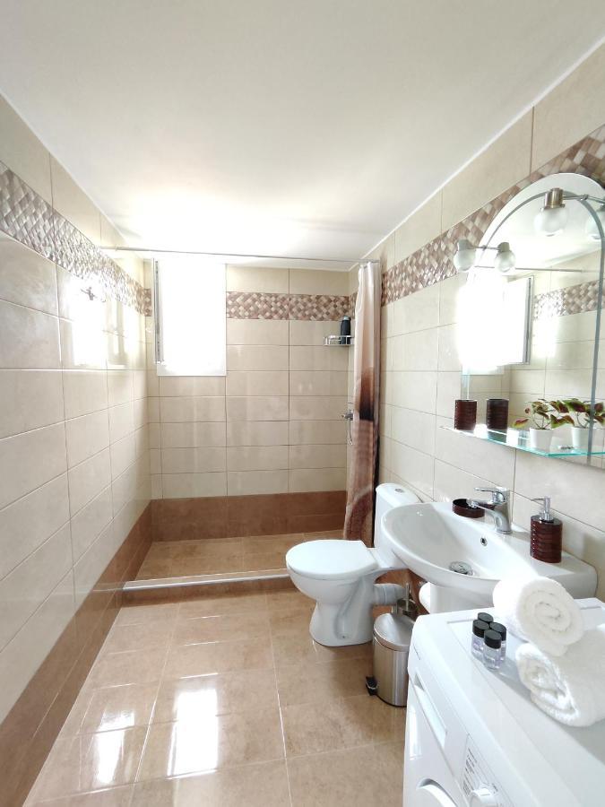פריסה Oasis Apartments מראה חיצוני תמונה